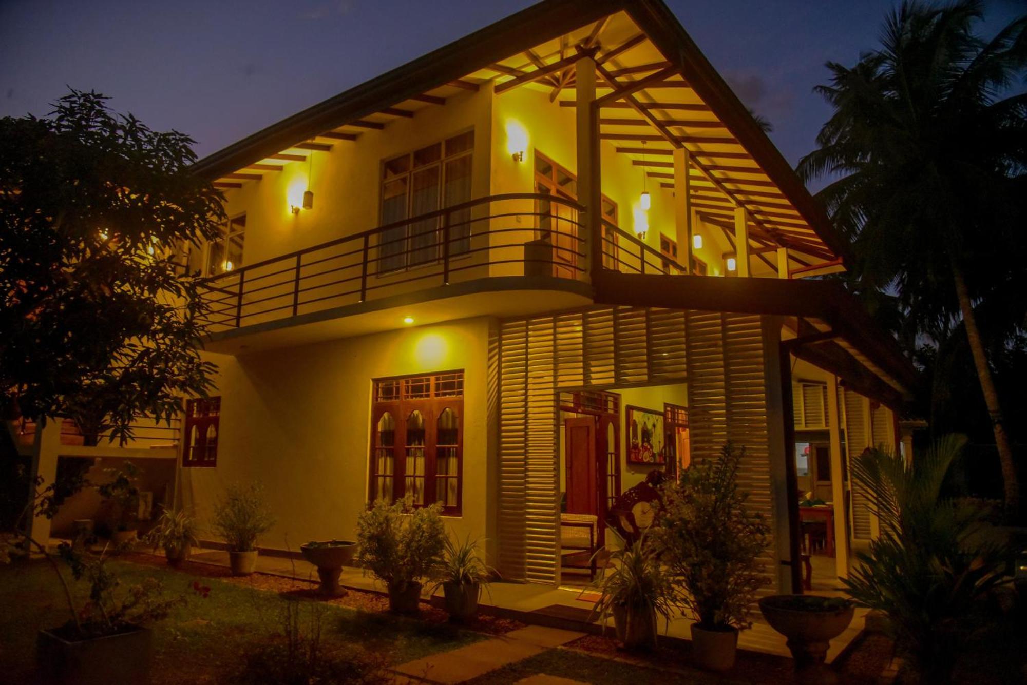 Villa A.Sms Induruwa Buitenkant foto
