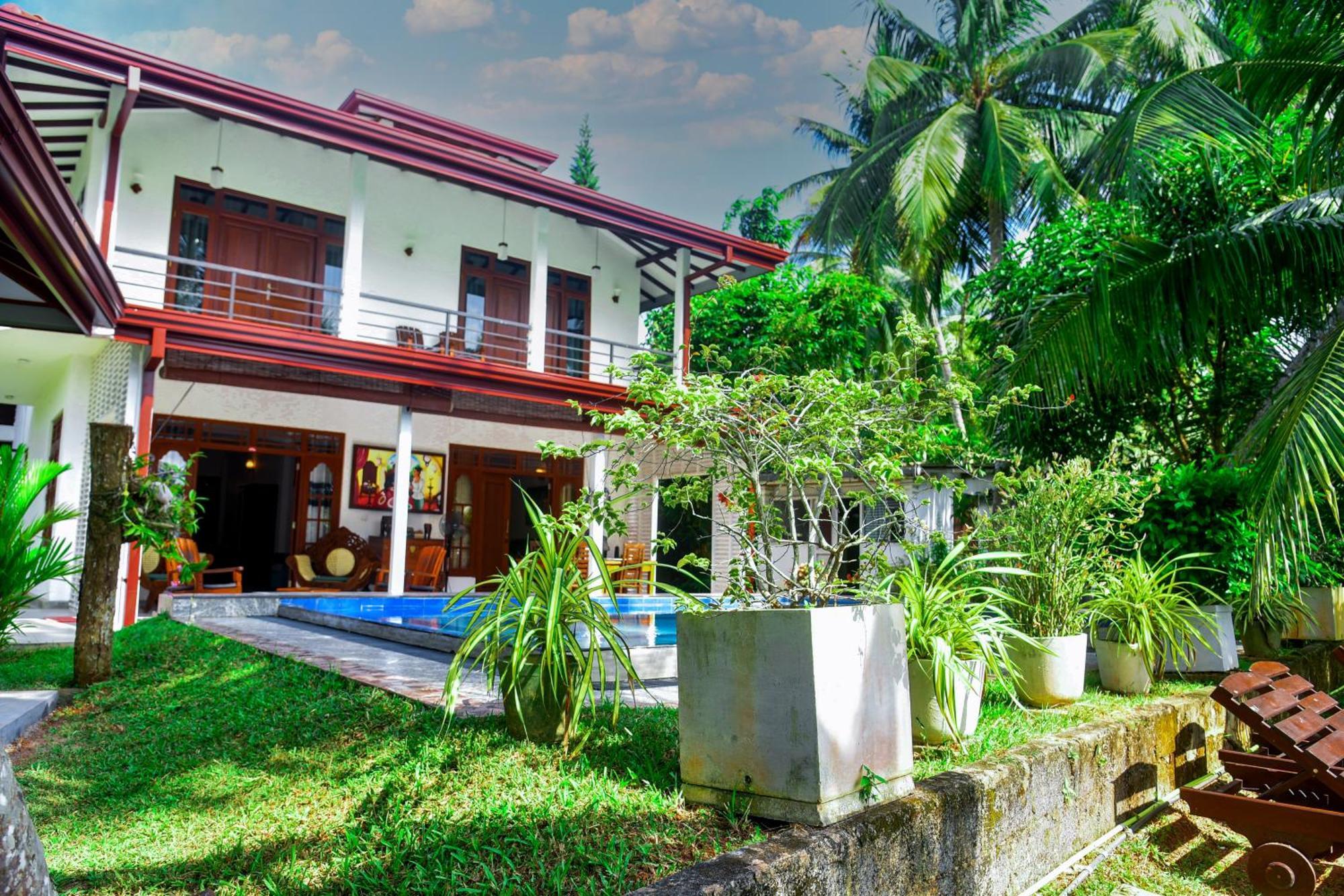 Villa A.Sms Induruwa Buitenkant foto