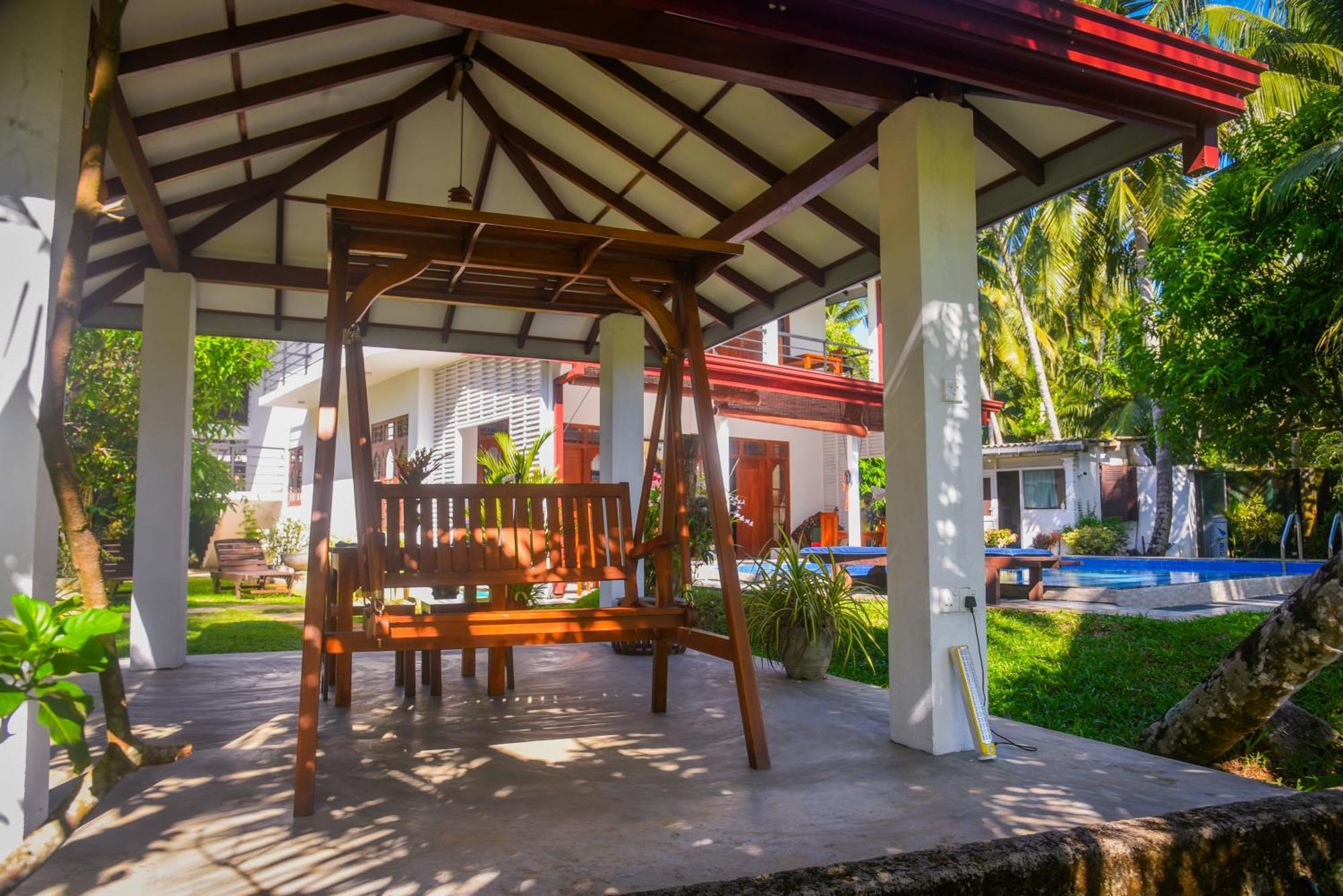 Villa A.Sms Induruwa Buitenkant foto