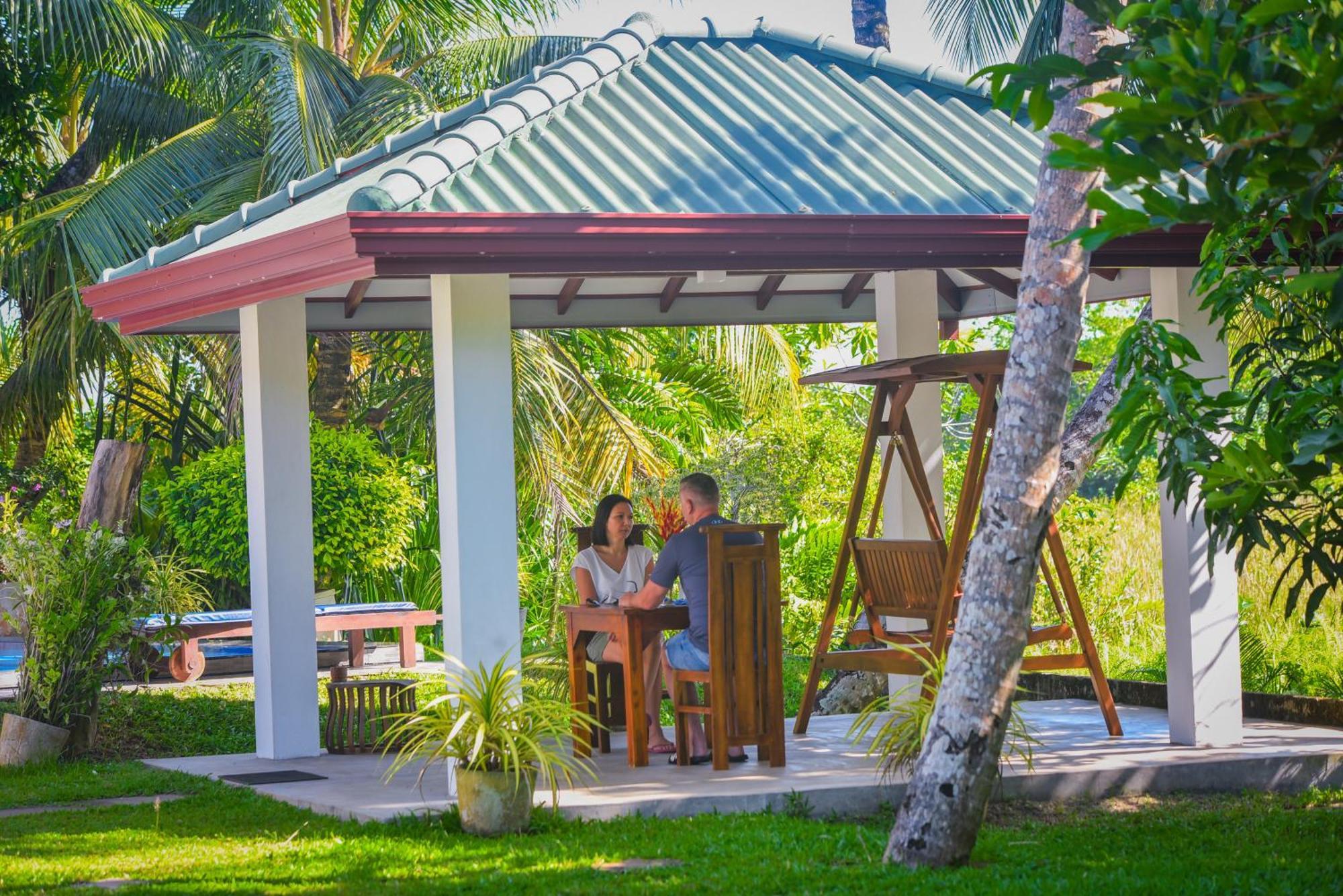 Villa A.Sms Induruwa Buitenkant foto