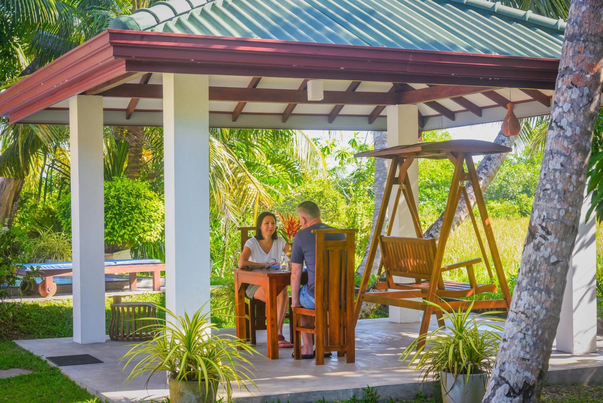 Villa A.Sms Induruwa Buitenkant foto